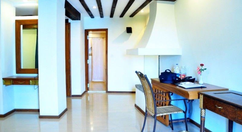 Best Western Amrutha Castle Hyderabad Exterior photo